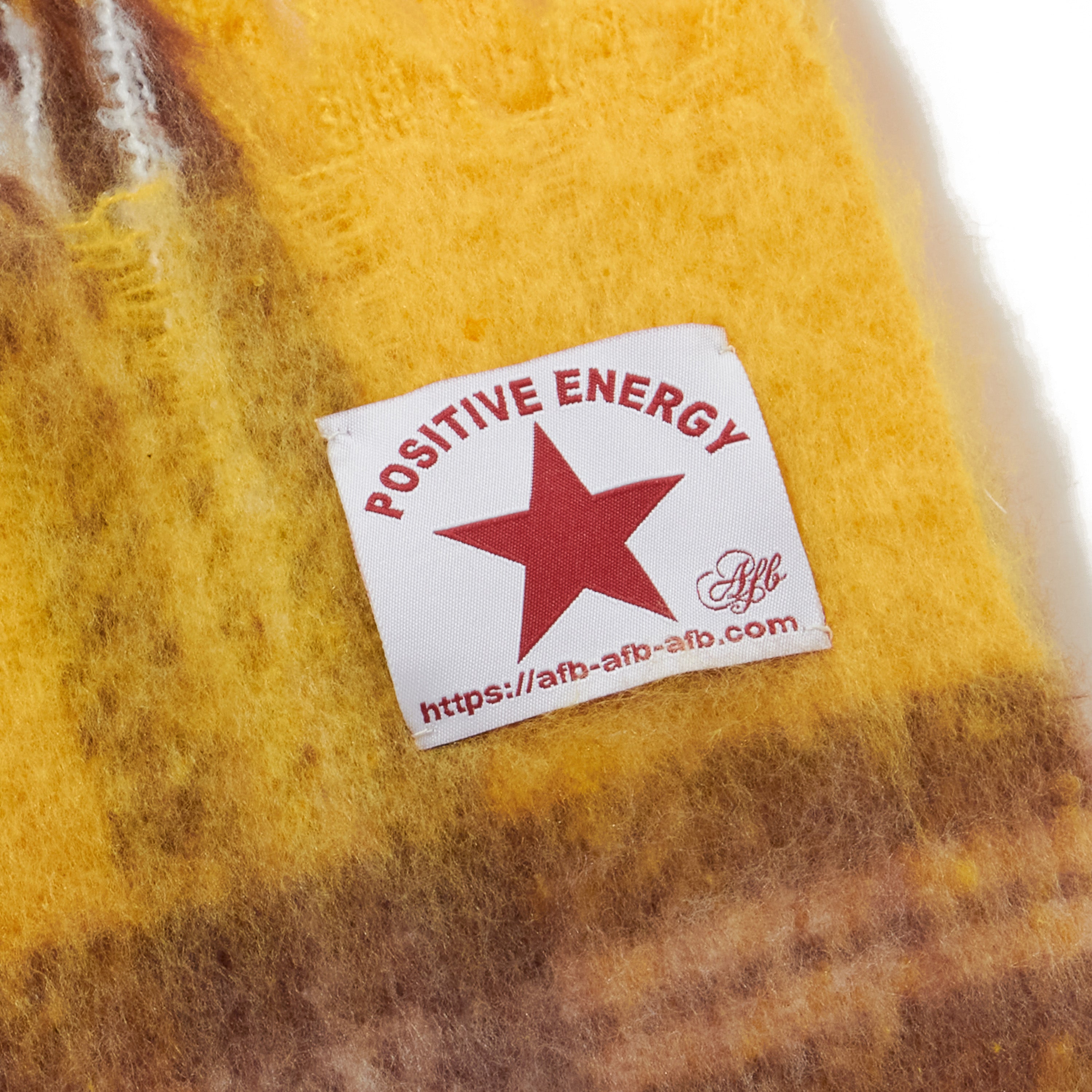 FLUFFY BIG MUFFLER – AFB