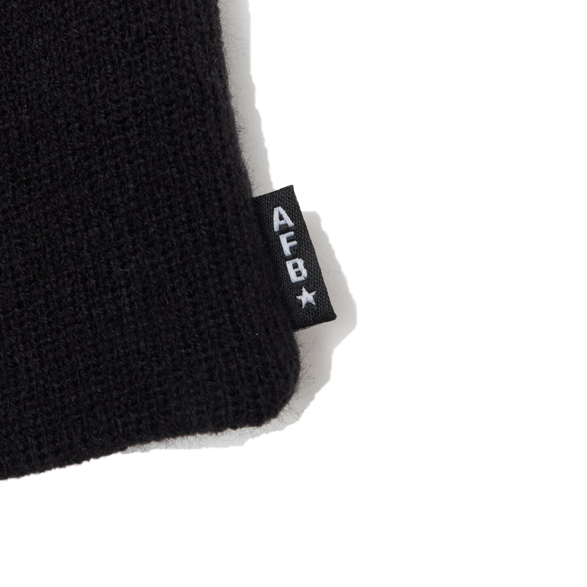 BASIC SINGLE BEANIE