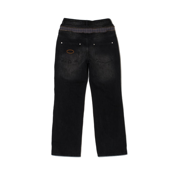 STUDDED BACK ZIP JEANS