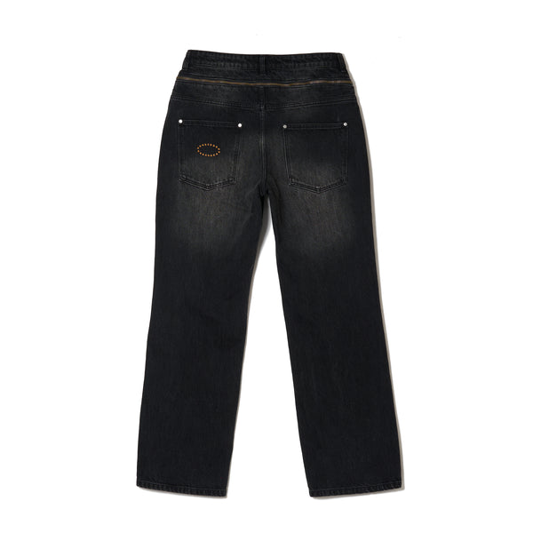 STUDDED BACK ZIP JEANS